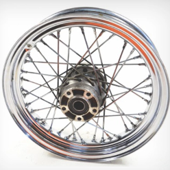 The rim must be free of rust, clean and in good condition